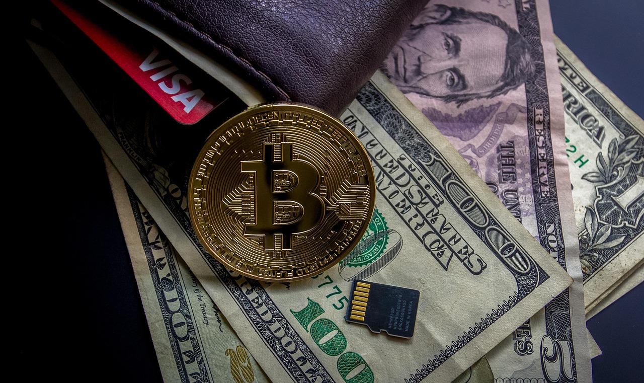 以太坊巨鲸投降！6.5万枚ETH做多仓位昨晚已近全数止损